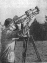 Рис. 13. Простая монтировка короткофокусной камеры